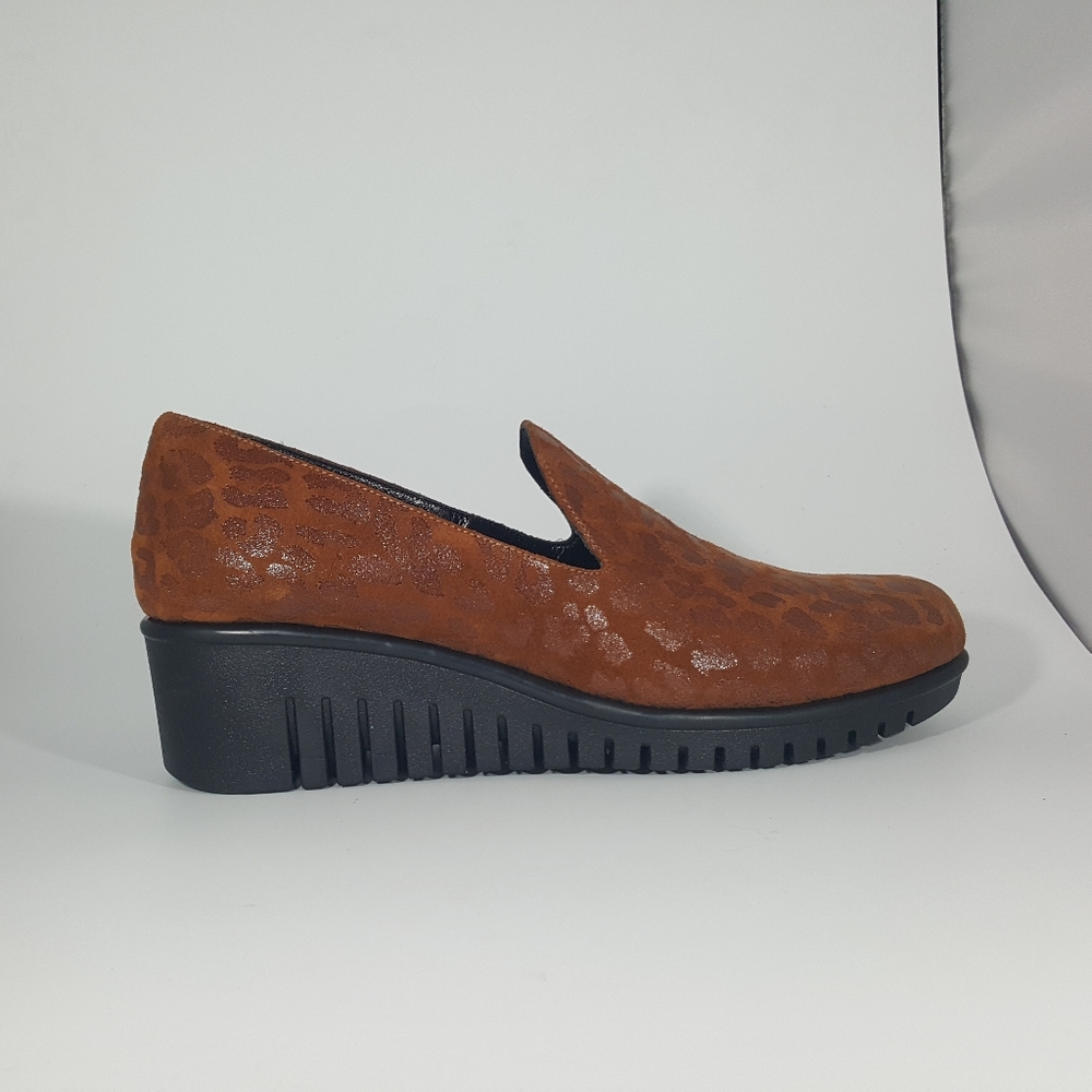 The Flexx Cognac Cheetah Print Slip On Loafer